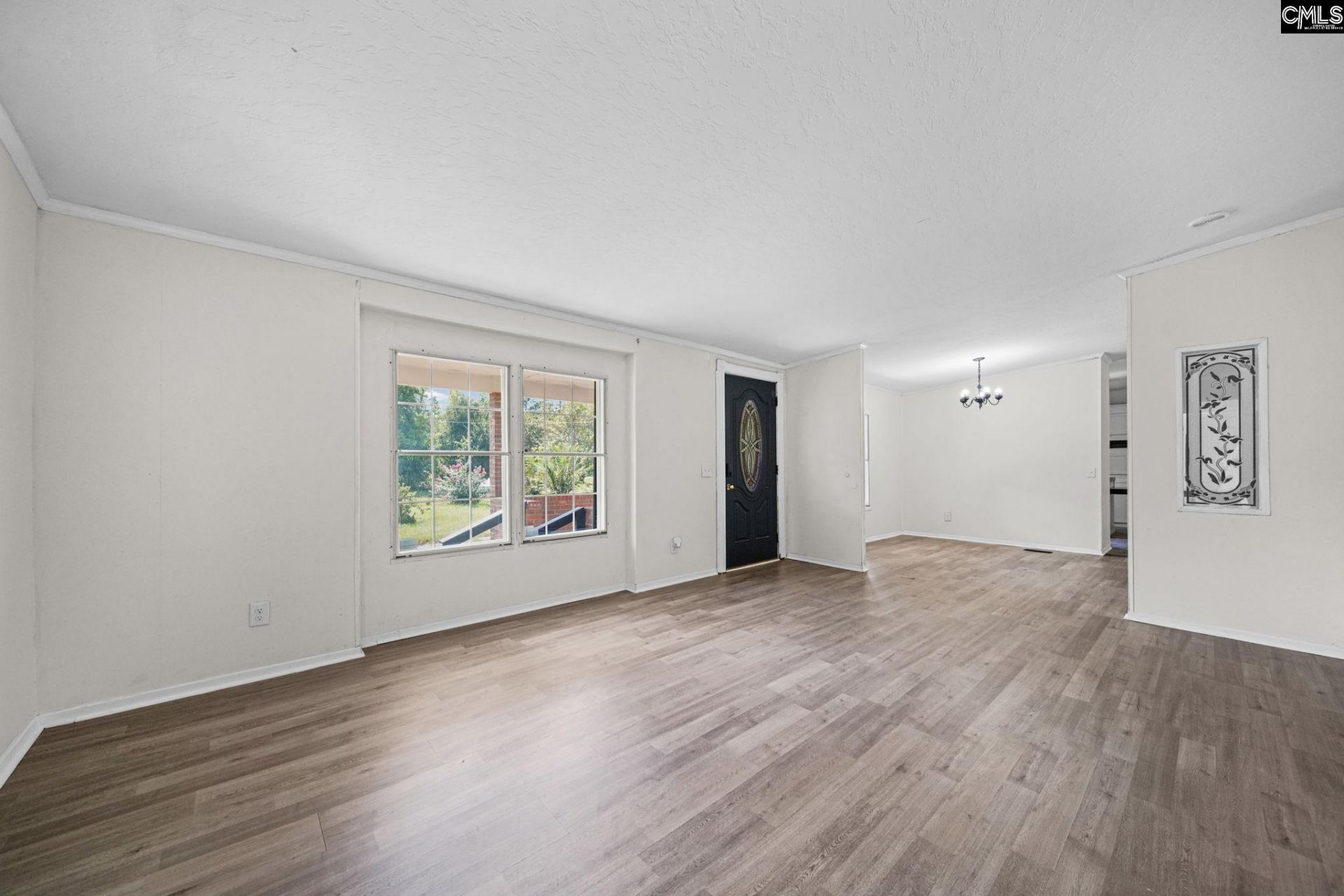 164 Joy Road  Photo 6
