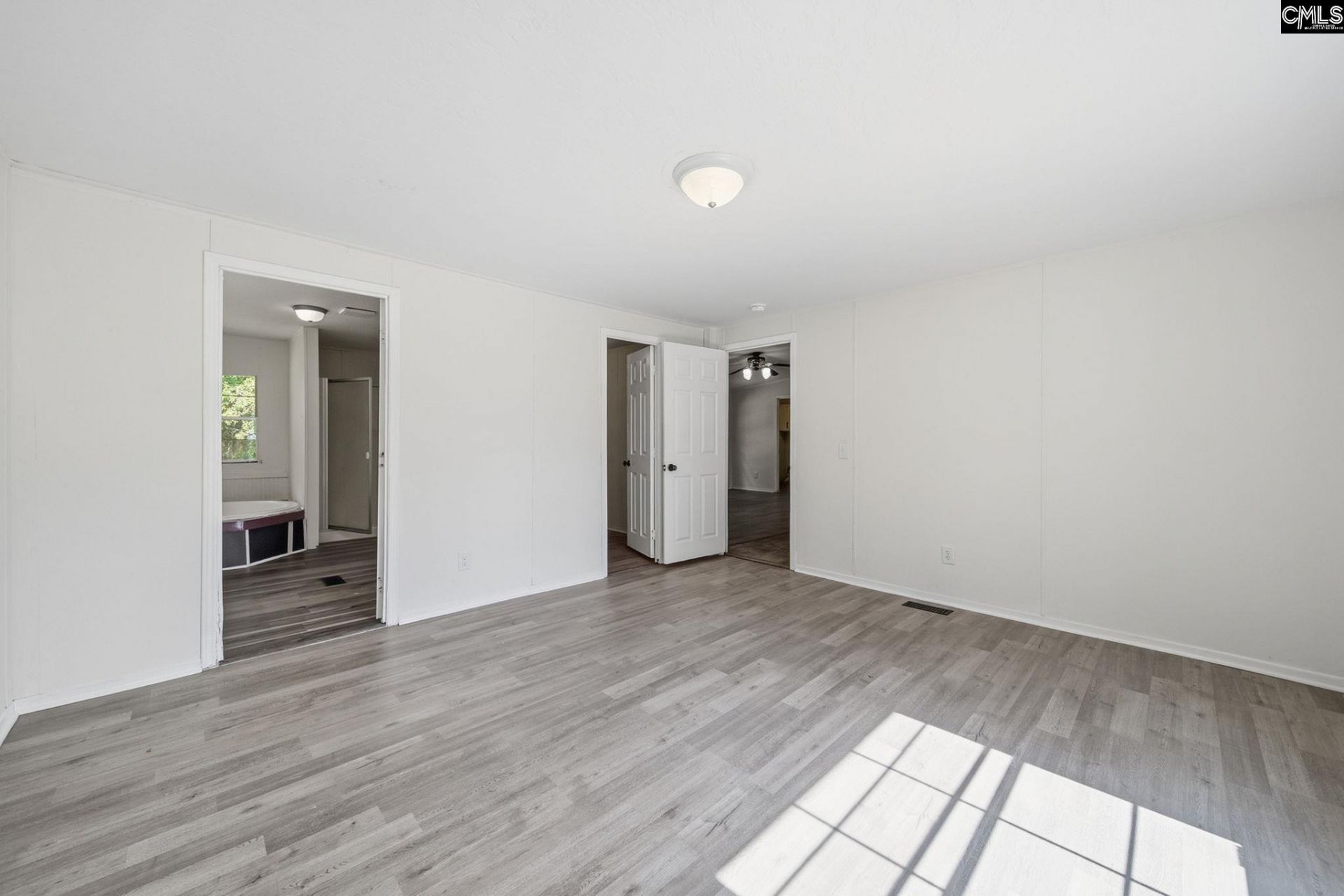 164 Joy Road  Photo 7