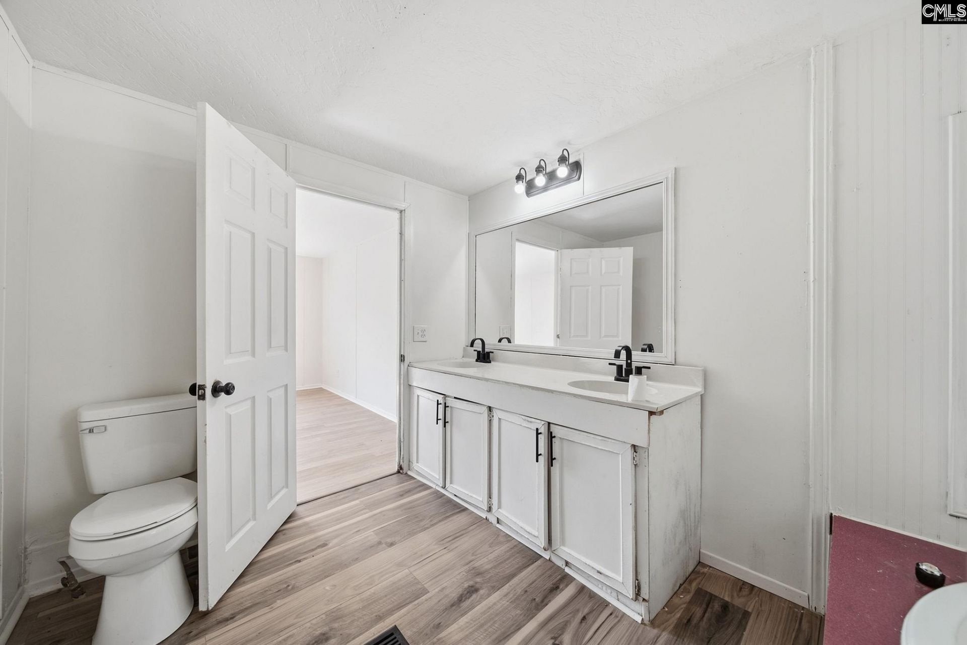 164 Joy Road  Photo 9