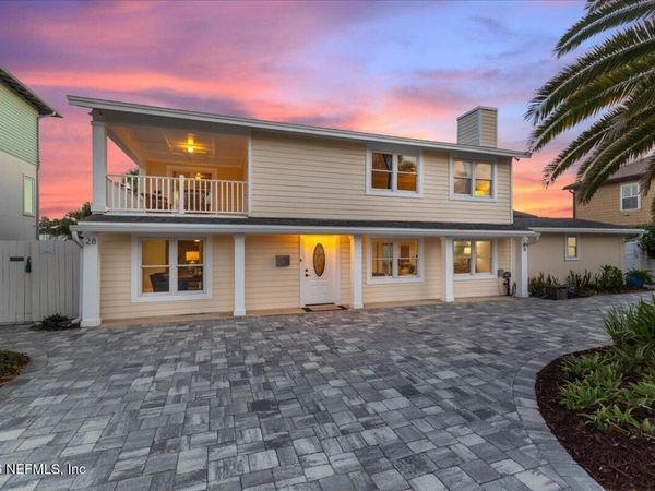 28 31ST Avenue S, Jacksonville Beach, FL 32250
