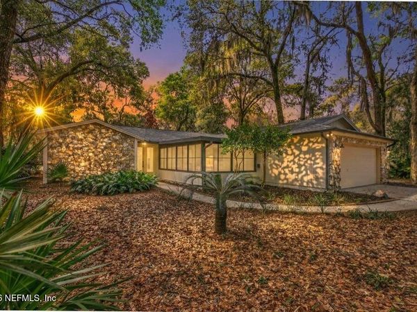12128 HIDDEN HILLS Drive, Jacksonville, FL 32225