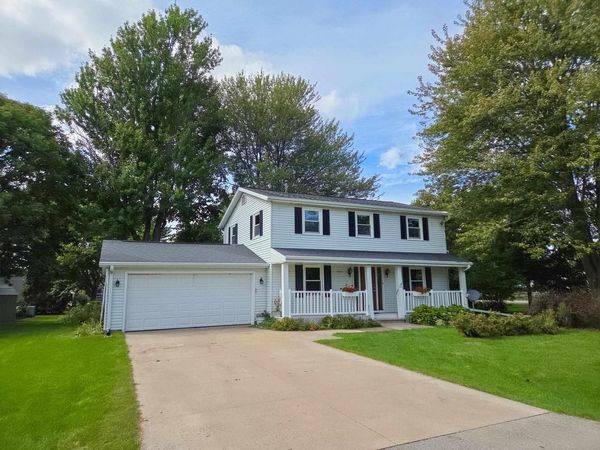 1310 STEAD DRIVE, Menasha, WI 54952