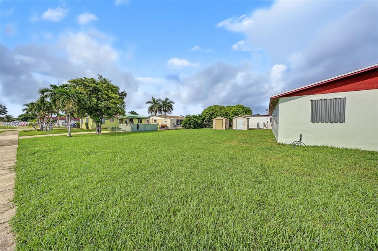 11370 SW 224th St, Miami, FL 33170 Photo