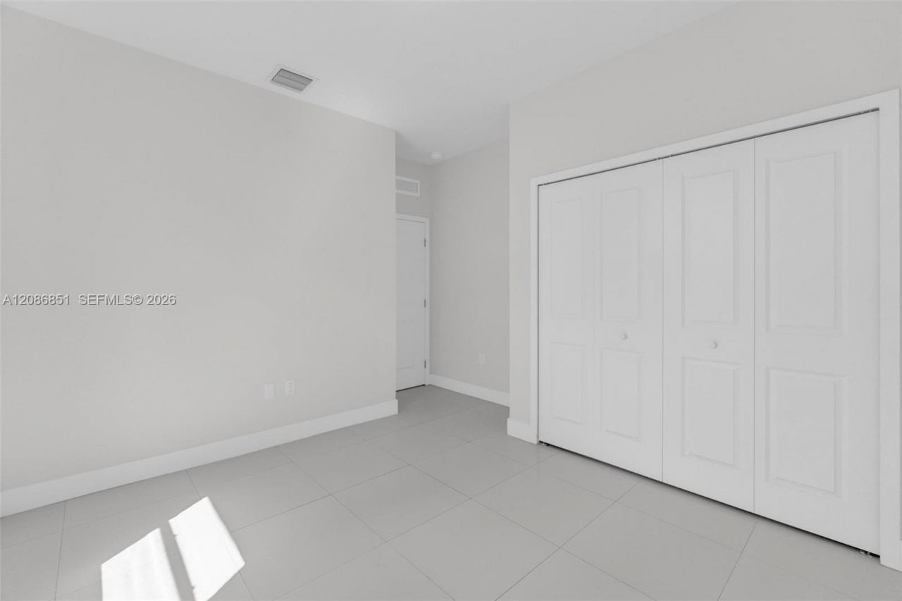 19447 SW 124th Ct, Miami, FL 33177 Photo