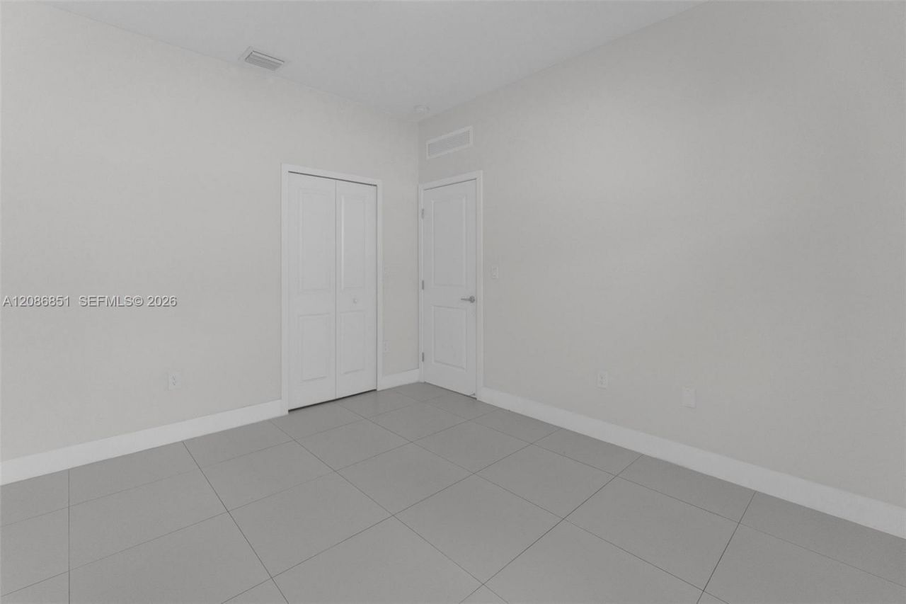 19447 SW 124th Ct, Miami, FL 33177 Photo