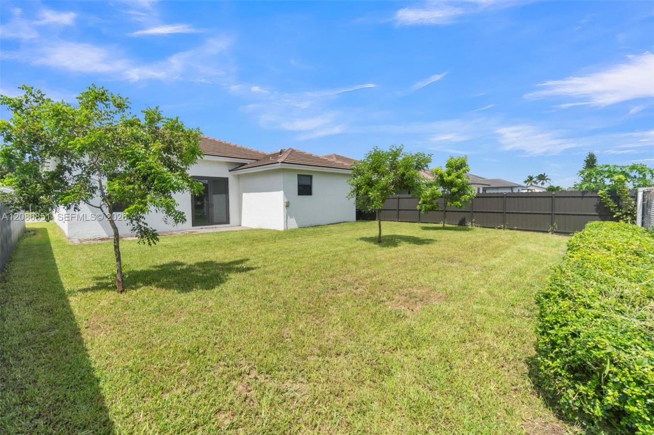 19447 SW 124th Ct, Miami, FL 33177 Photo