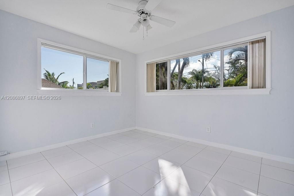 2475 NE 214th St , Aventura, FL 33180 Photo