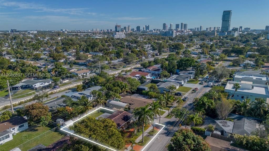 2475 NE 214th St , Aventura, FL 33180 Photo