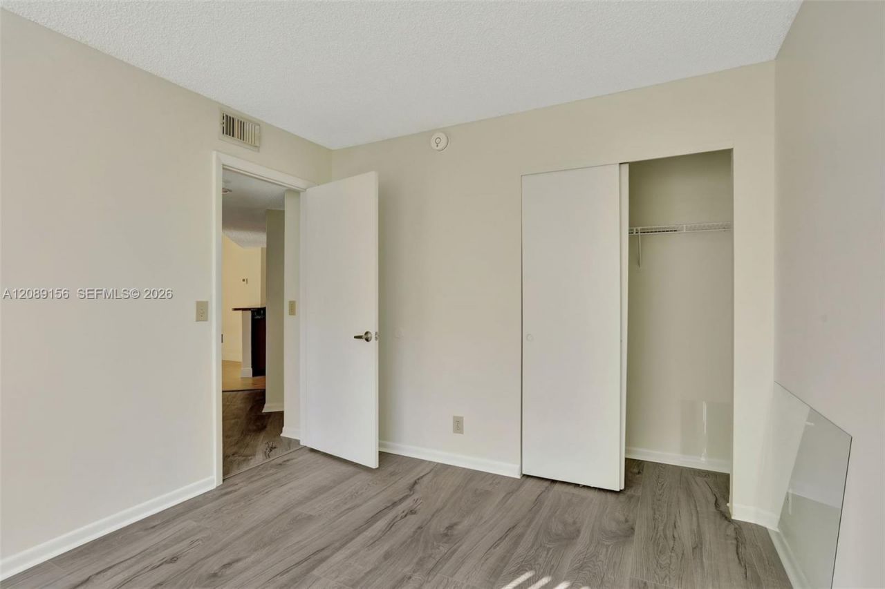 8891 Wiles Rd, Unit 102, Coral Springs, FL 33067 Photo