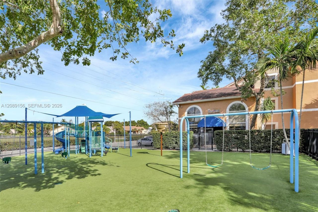 8891 Wiles Rd, Unit 102, Coral Springs, FL 33067 Photo