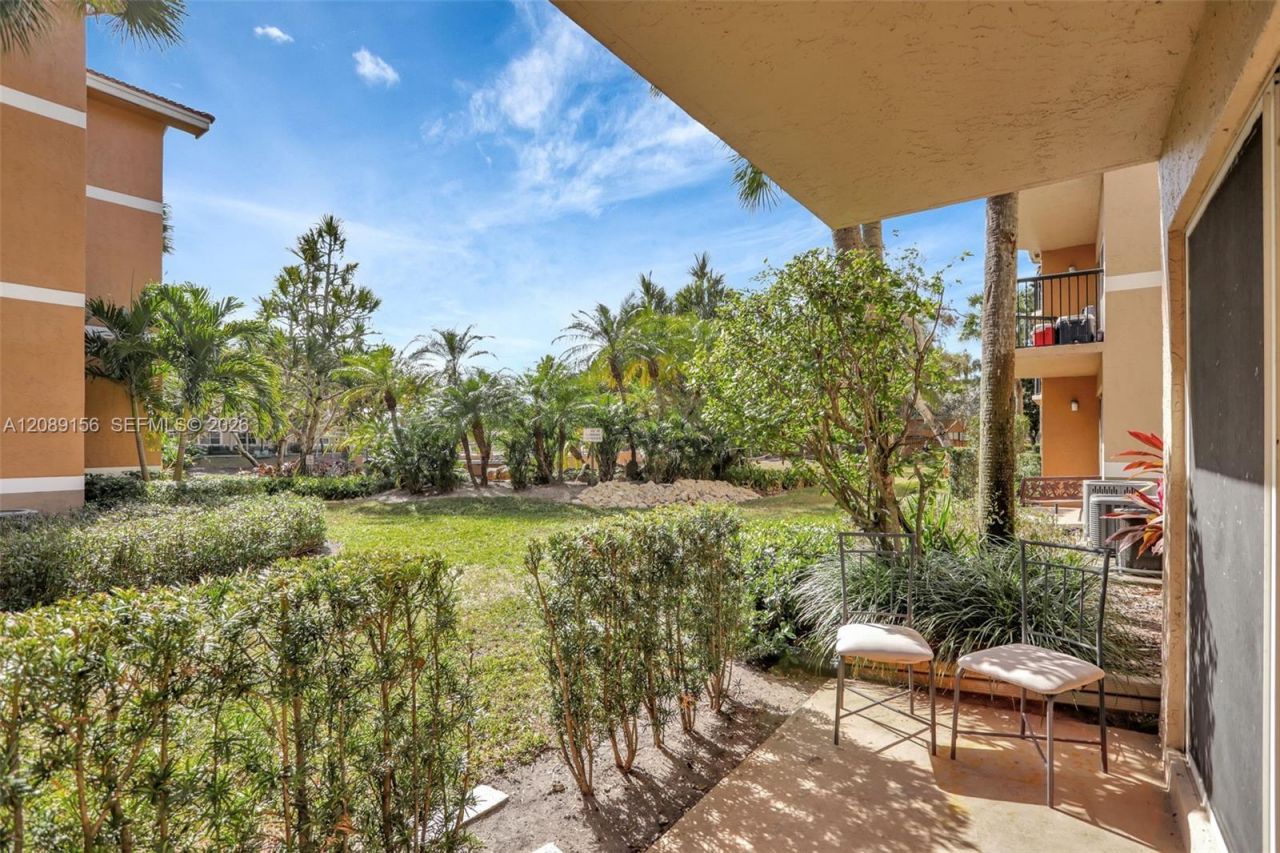 8891 Wiles Rd, Unit 102, Coral Springs, FL 33067 Photo
