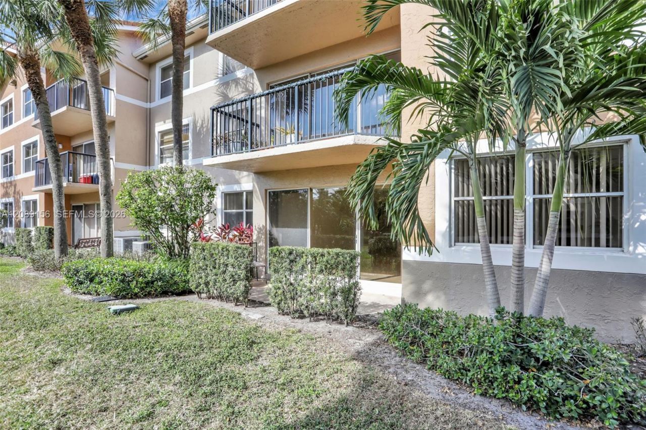 8891 Wiles Rd, Unit 102, Coral Springs, FL 33067 Photo