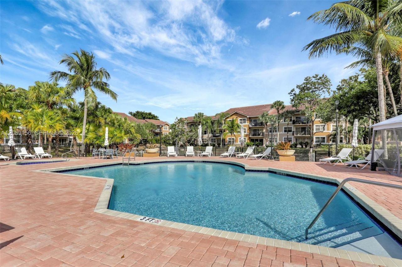 8891 Wiles Rd, Unit 102, Coral Springs, FL 33067 Photo