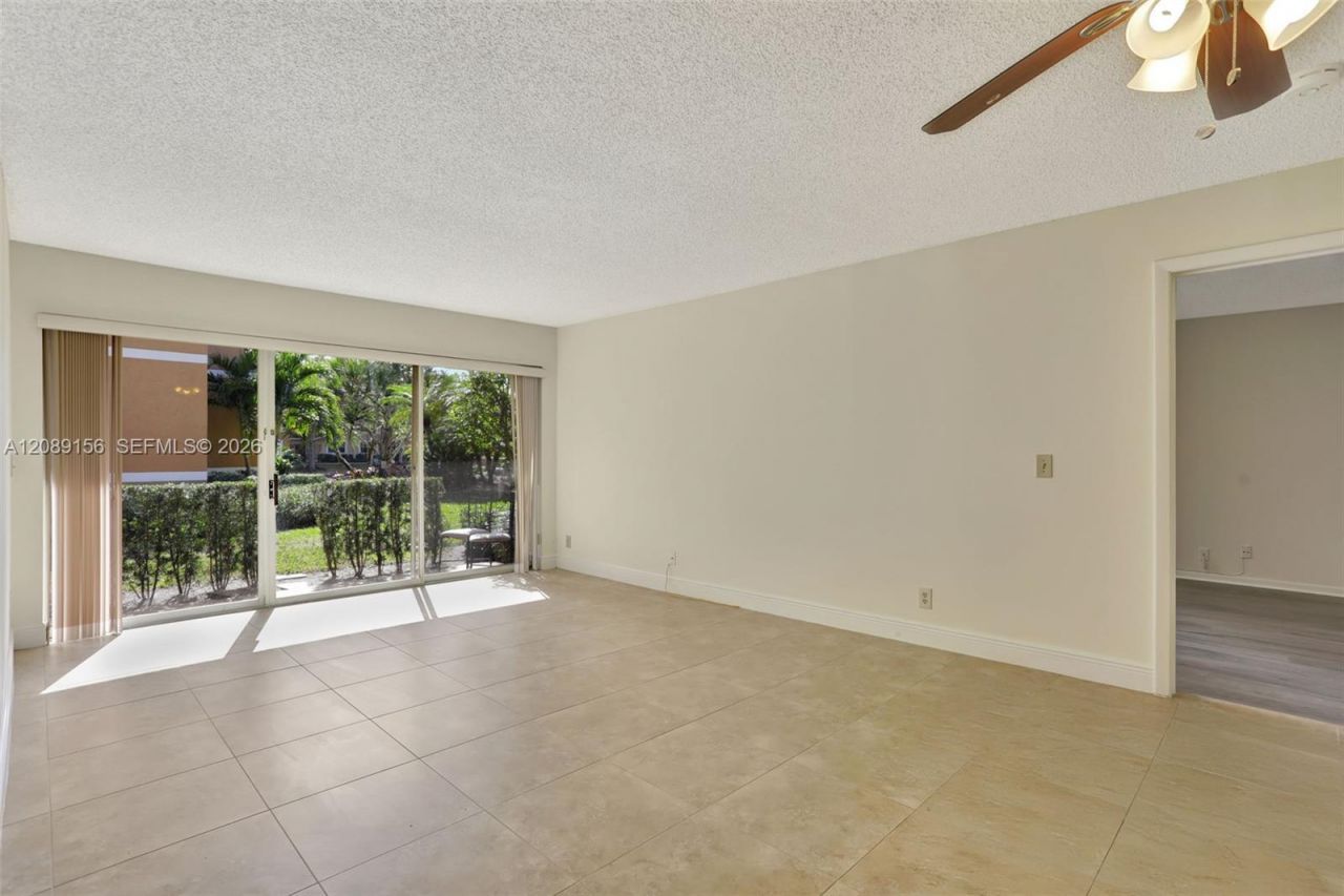 8891 Wiles Rd, Unit 102, Coral Springs, FL 33067 Photo