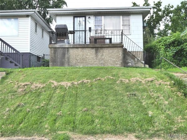 900 Harlan Avenue, St Louis, MO 63147