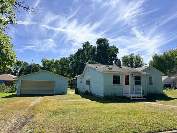 168 E Park Street , Cottonwood, MN 56229