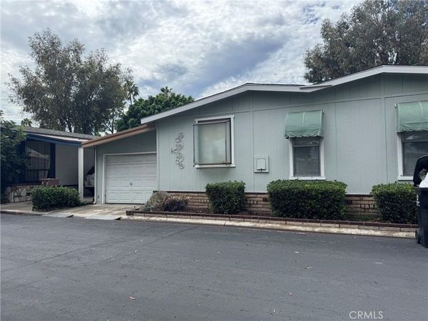 1919 Coronet Avenue, Unit 218, Anaheim, CA 92801