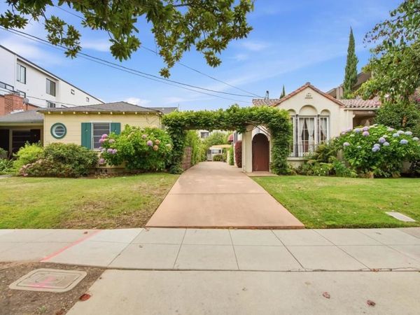 768 Elm Street , San Carlos, CA 94070