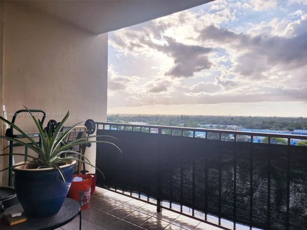 1470 NE 123RD Street, Unit A1010, North Miami, FL 33161