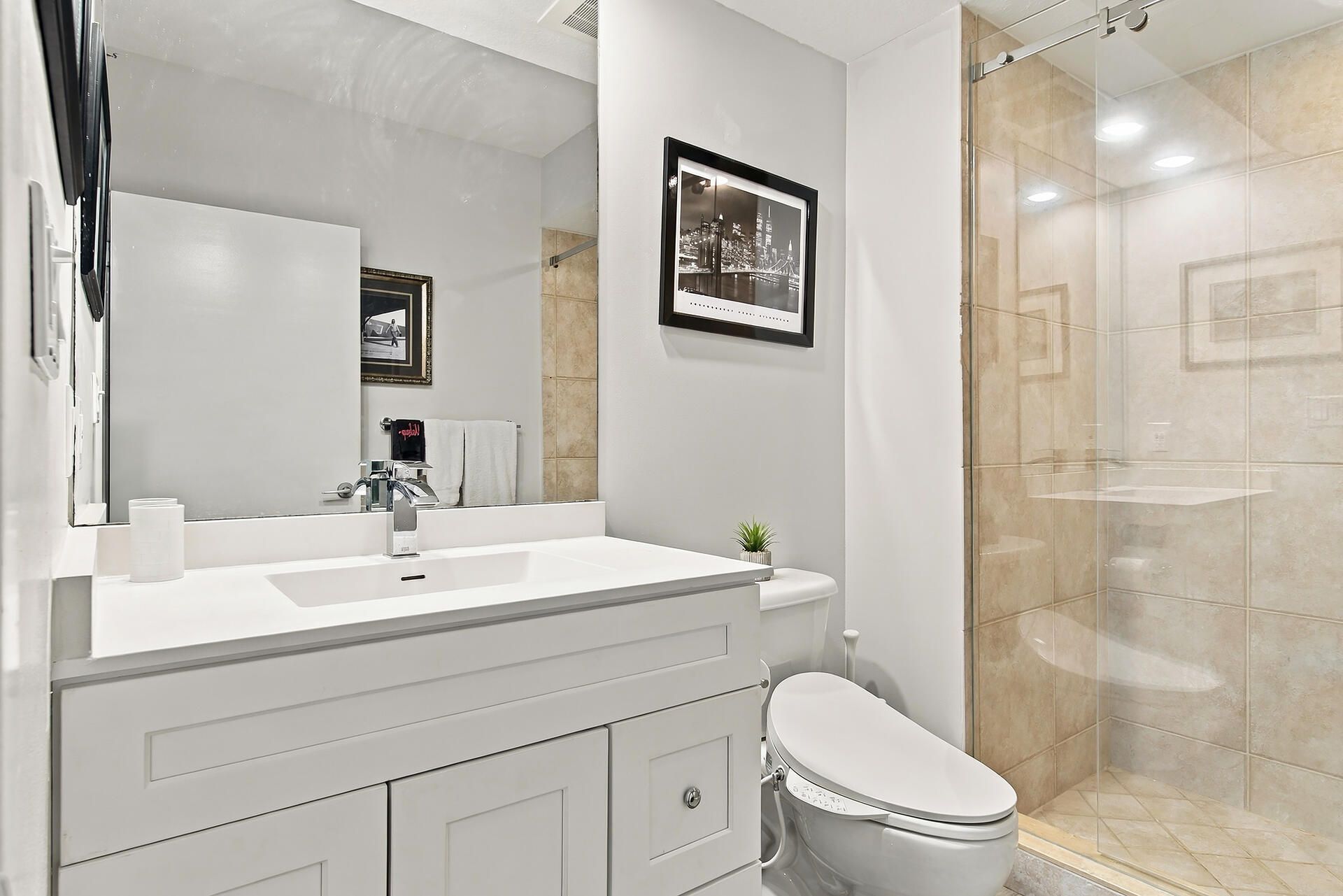 1551 N Flagler Drive, Unit 1005 SEASO, West Palm Beach, FL 33401 Photo