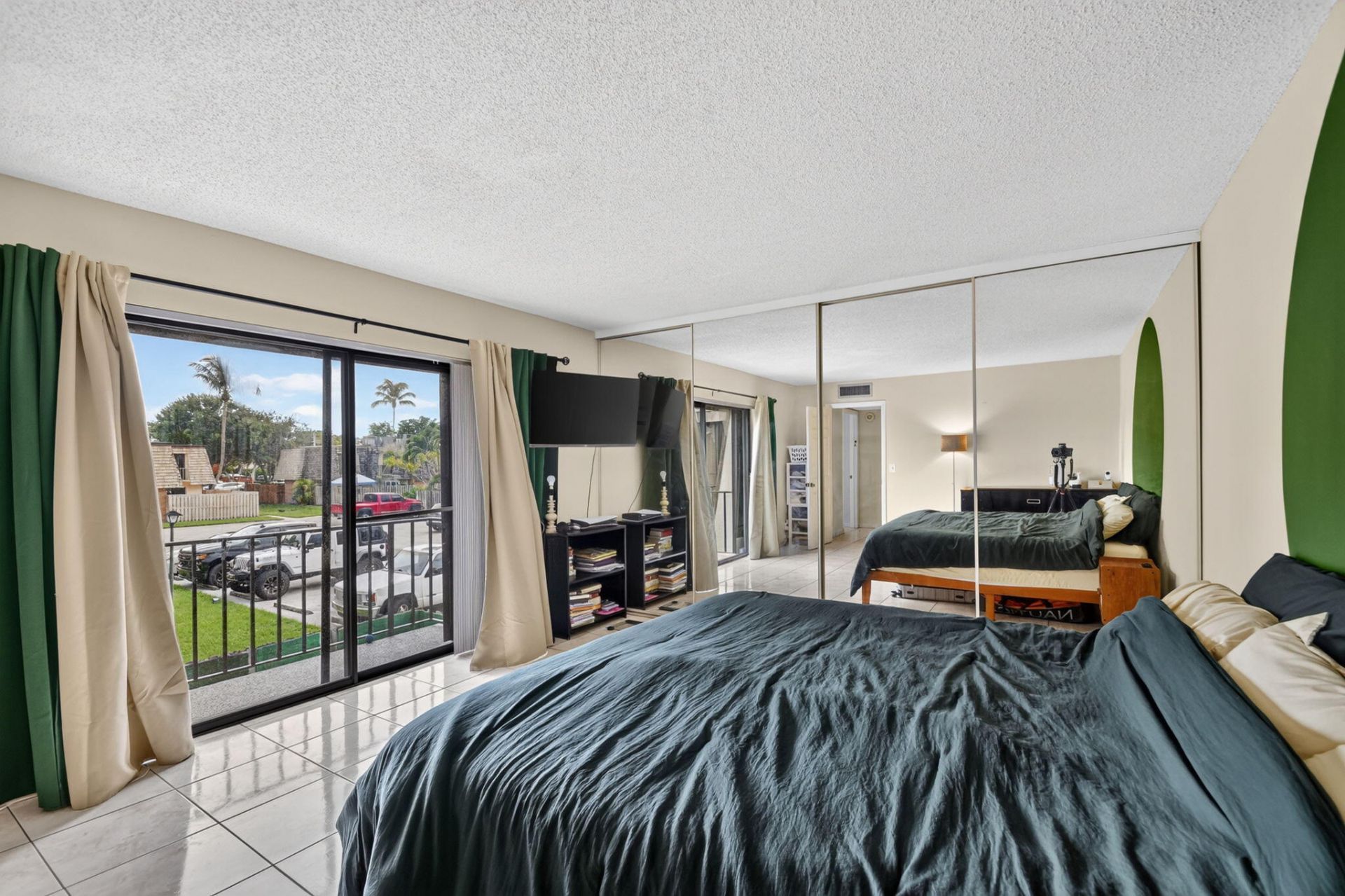322 Lake Arbor Drive, Palm Springs, FL 33461 Photo