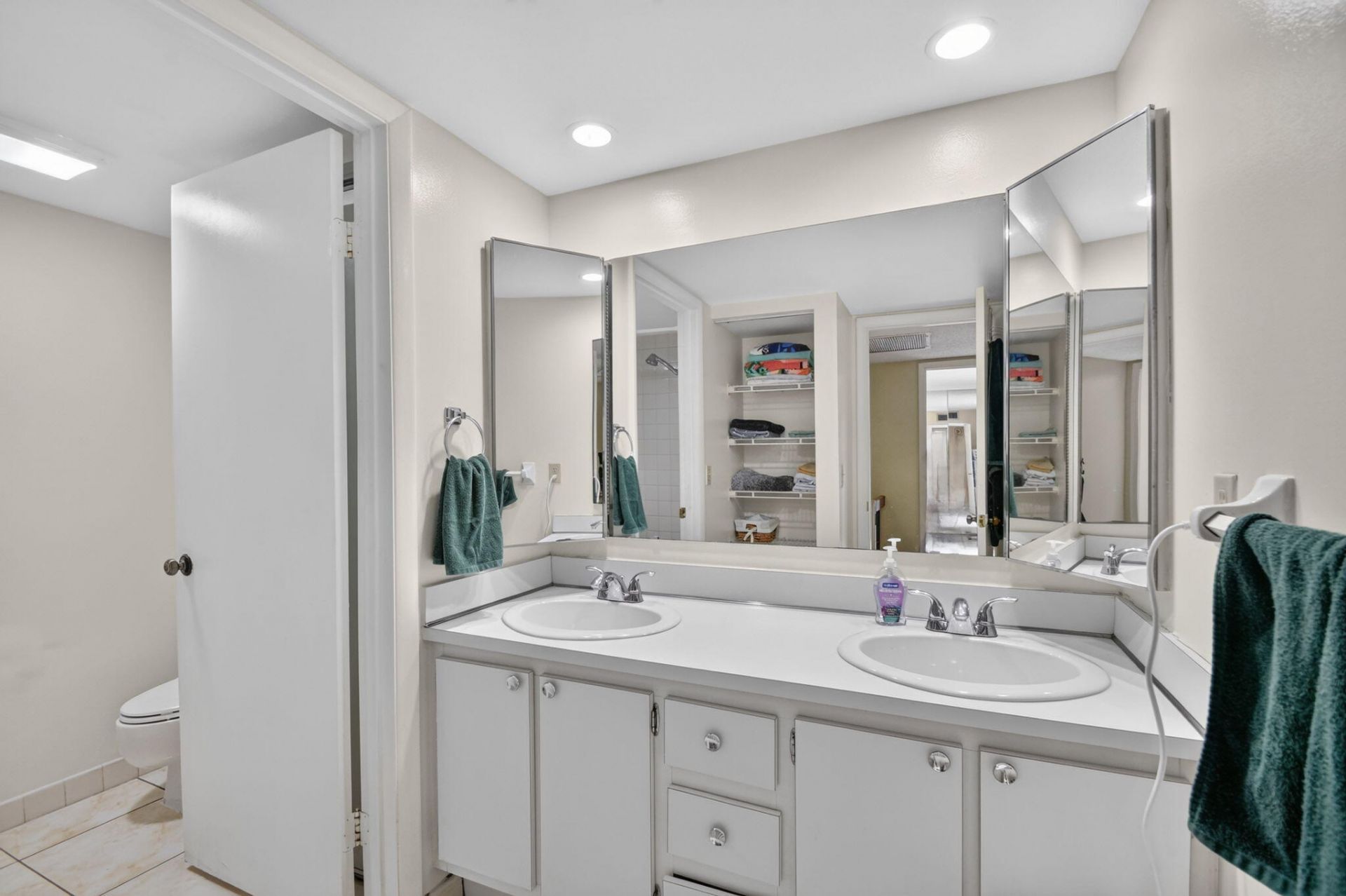 322 Lake Arbor Drive, Palm Springs, FL 33461 Photo