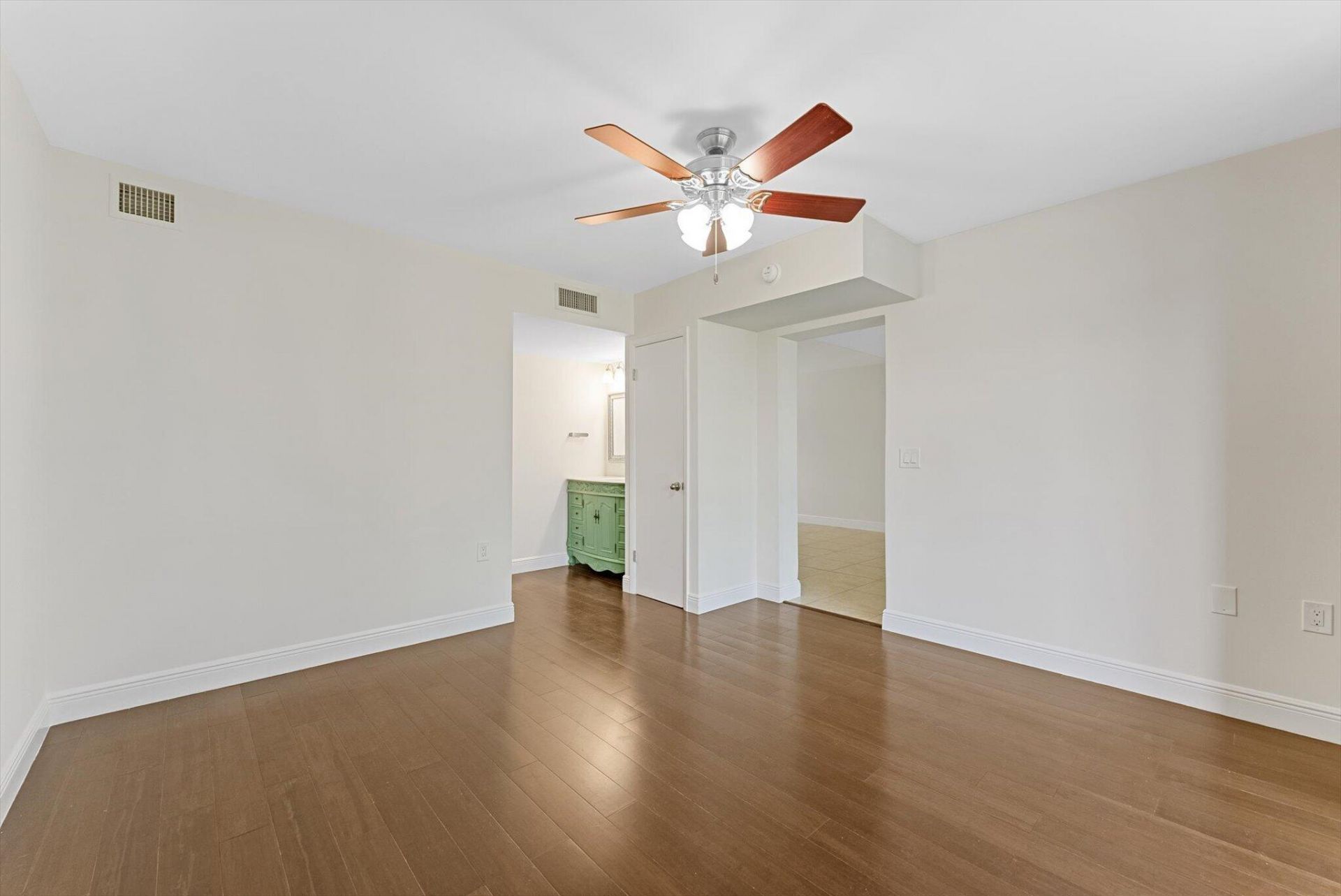 6205 Balboa Circle, Unit 102, Boca Raton, FL 33433 Photo