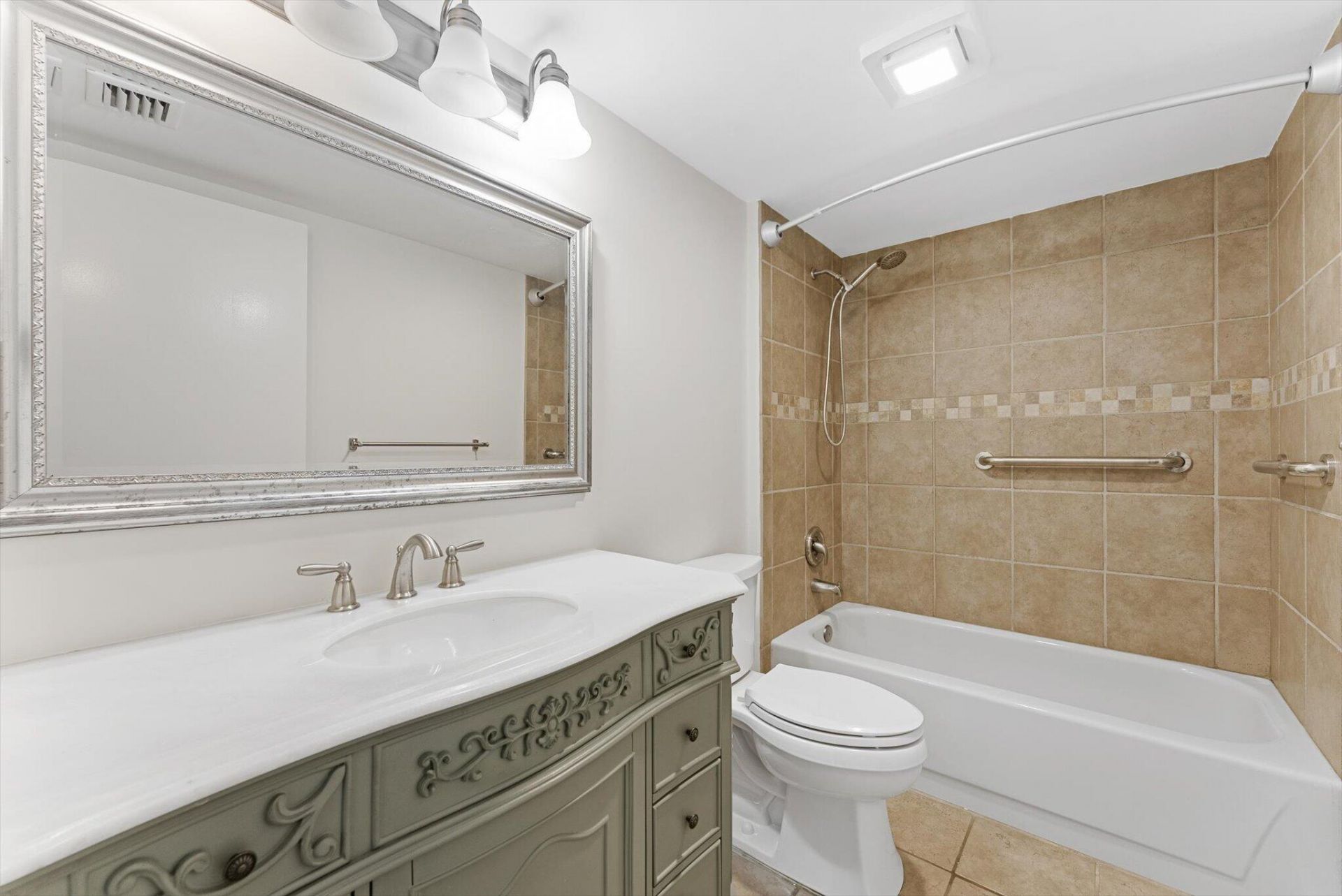 6205 Balboa Circle, Unit 102, Boca Raton, FL 33433 Photo