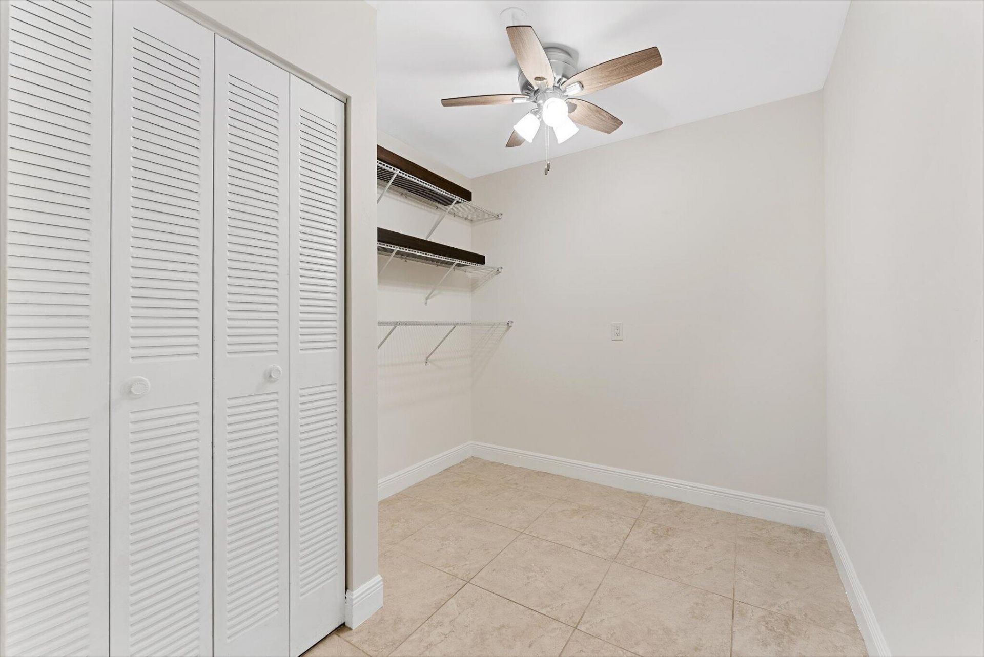 6205 Balboa Circle, Unit 102, Boca Raton, FL 33433 Photo