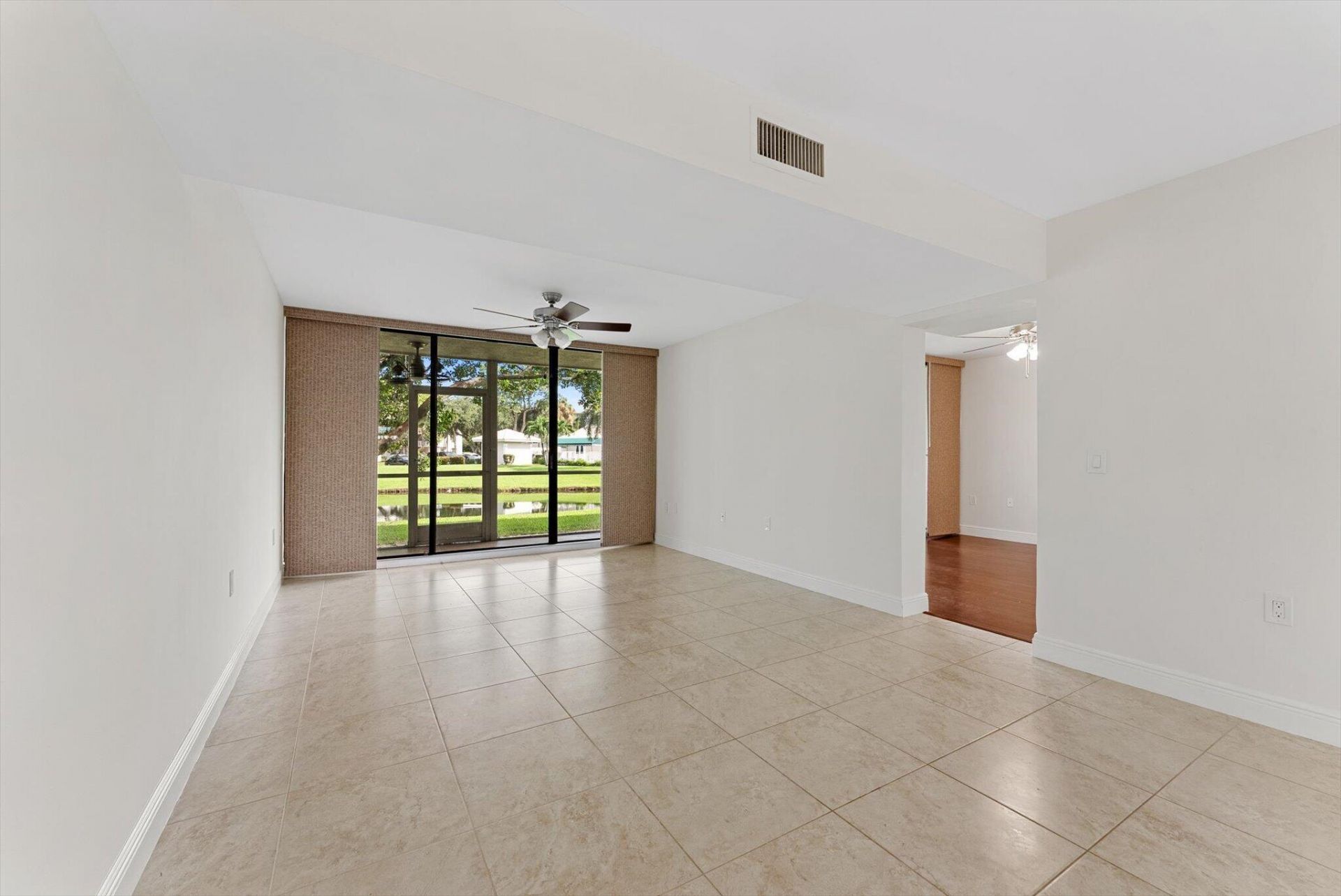 6205 Balboa Circle, Unit 102, Boca Raton, FL 33433 Photo