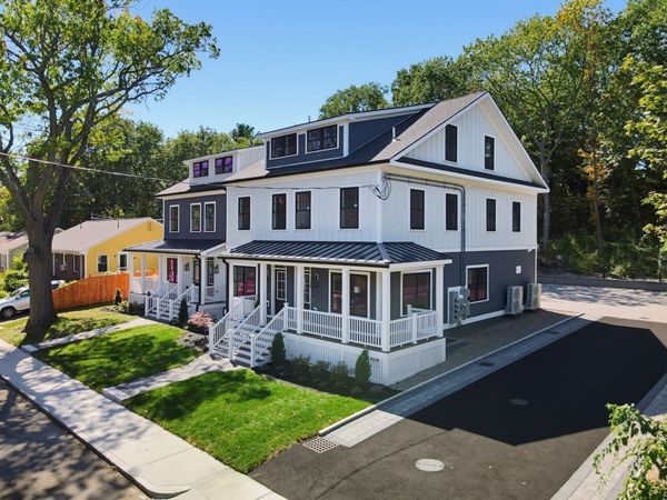 34 Linwood Ave, Unit 34, Melrose, MA 02176