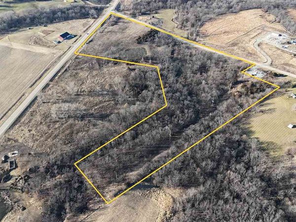 000 County Road X-17, Columbus Junction, IA 52738