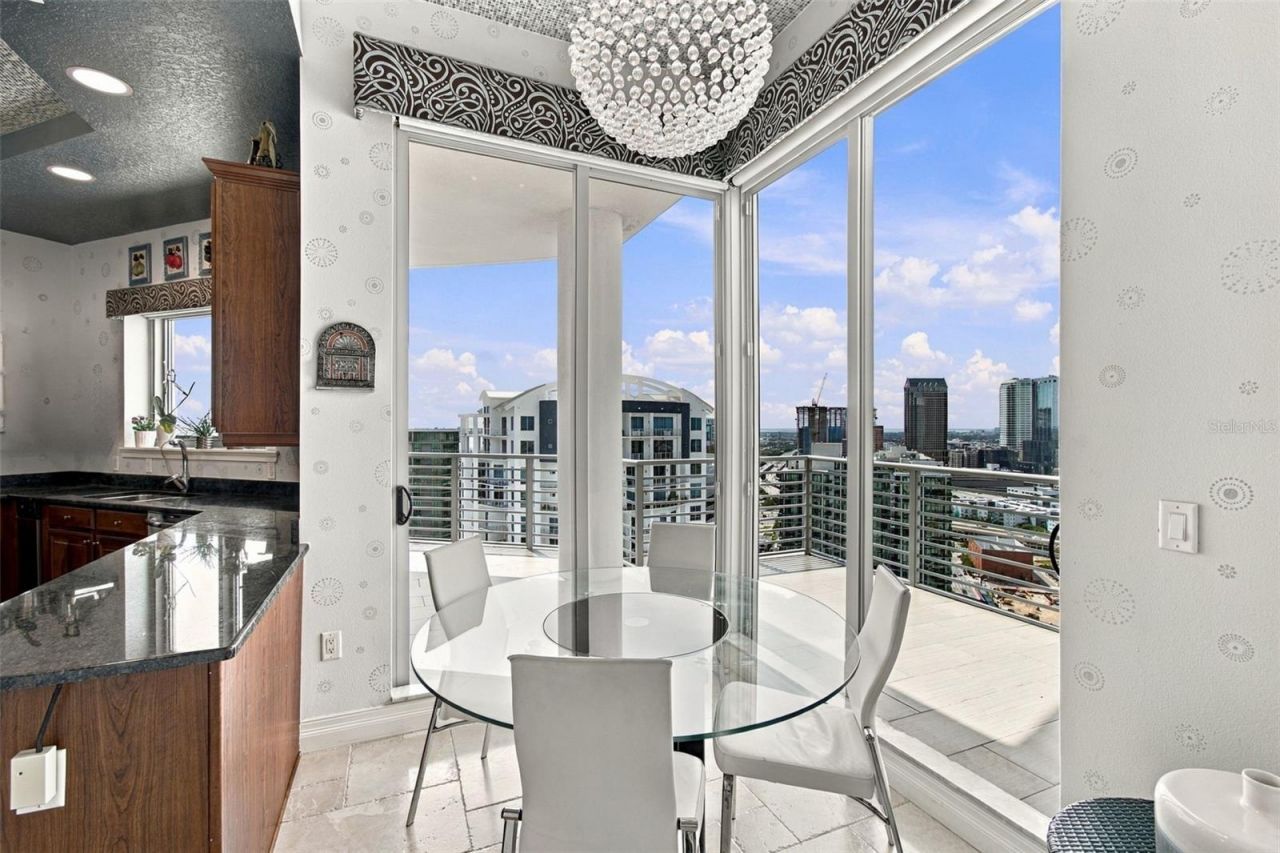 1209 E Cumberland Avenue, Unit 2901, Tampa, FL 33602 Photo