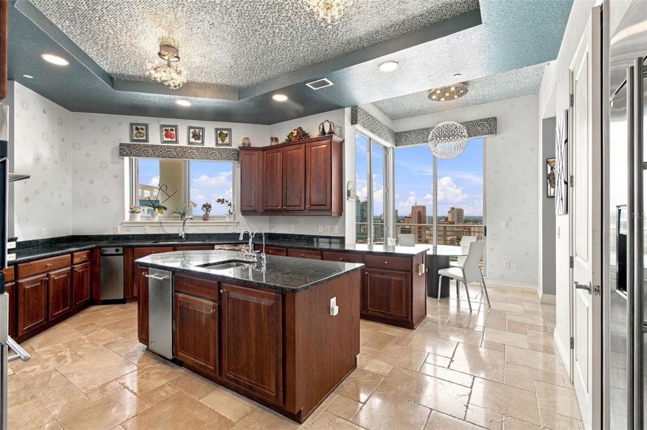 1209 E Cumberland Avenue, Unit 2901, Tampa, FL 33602 Photo