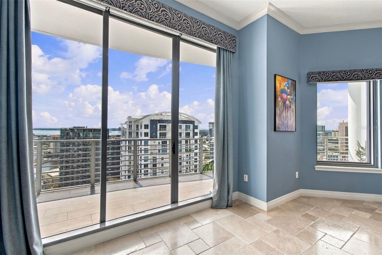 1209 E Cumberland Avenue, Unit 2901, Tampa, FL 33602 Photo