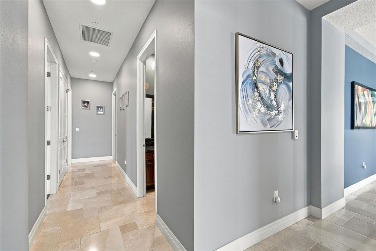 1209 E Cumberland Avenue, Unit 2901, Tampa, FL 33602 Photo