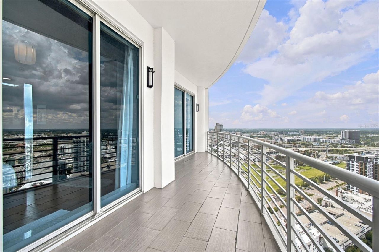 1209 E Cumberland Avenue, Unit 2901, Tampa, FL 33602 Photo