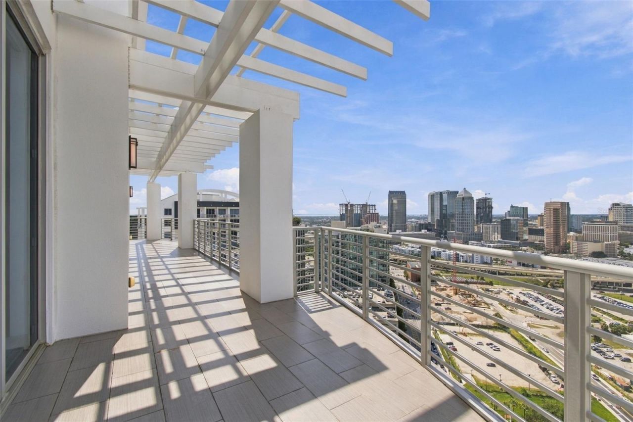 1209 E Cumberland Avenue, Unit 2901, Tampa, FL 33602 Photo