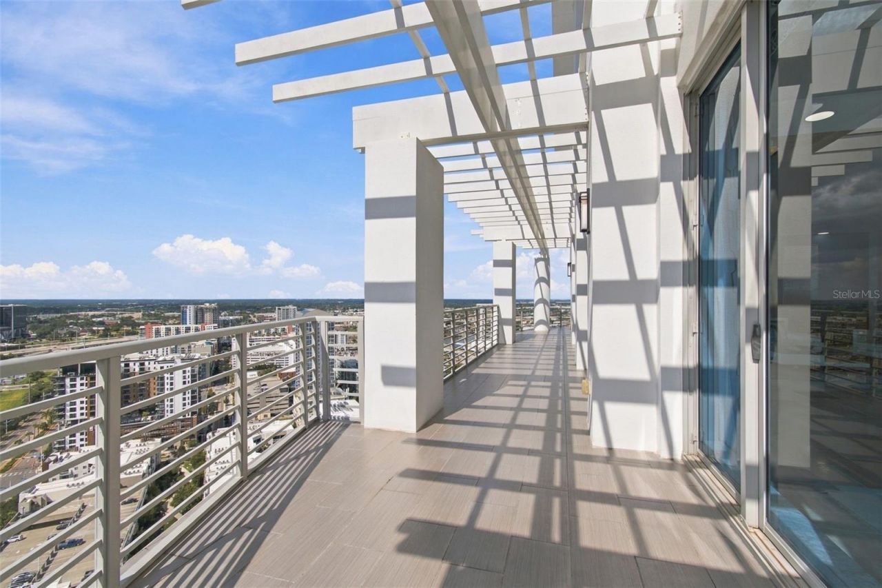 1209 E Cumberland Avenue, Unit 2901, Tampa, FL 33602 Photo