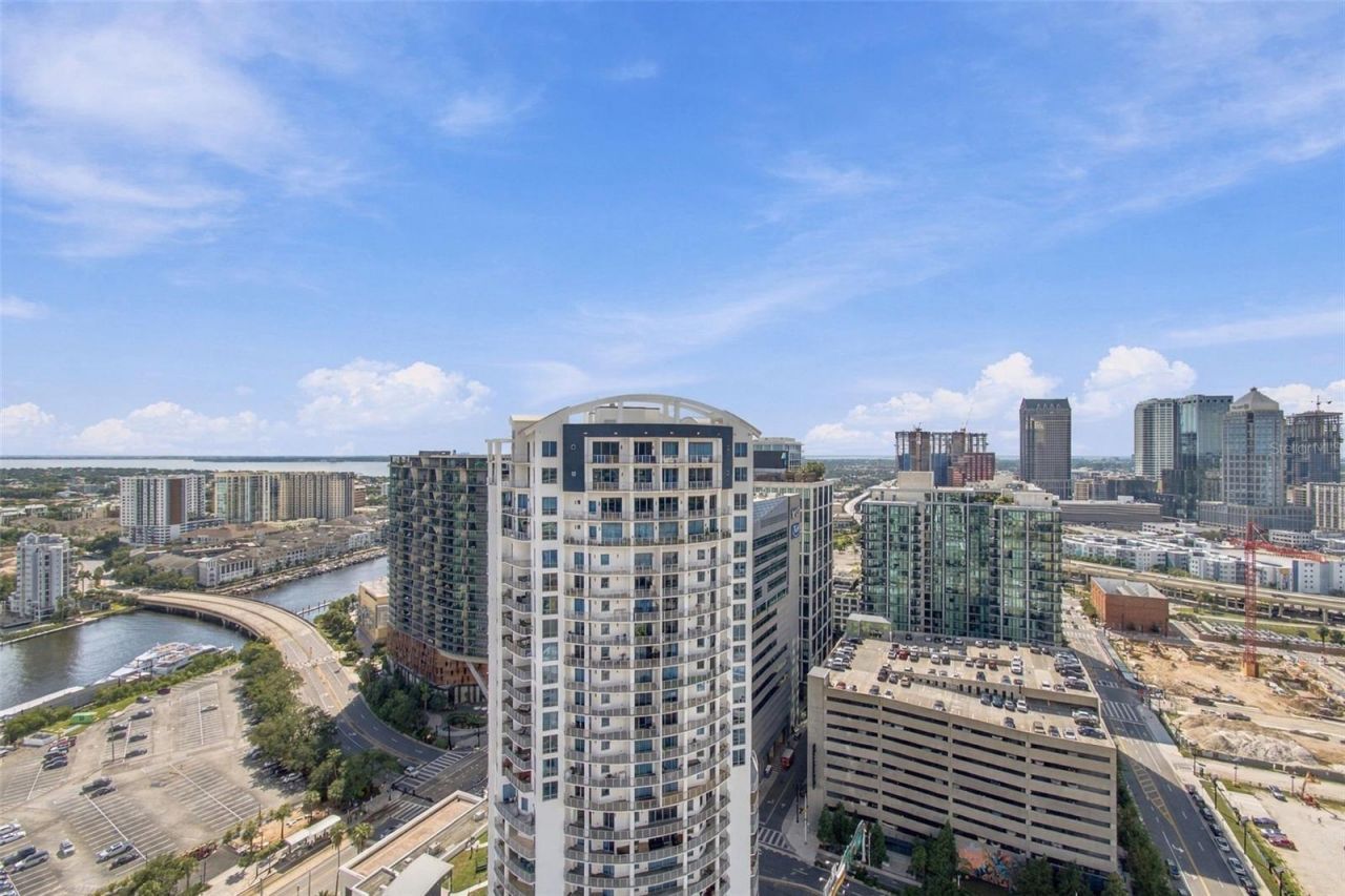 1209 E Cumberland Avenue, Unit 2901, Tampa, FL 33602 Photo