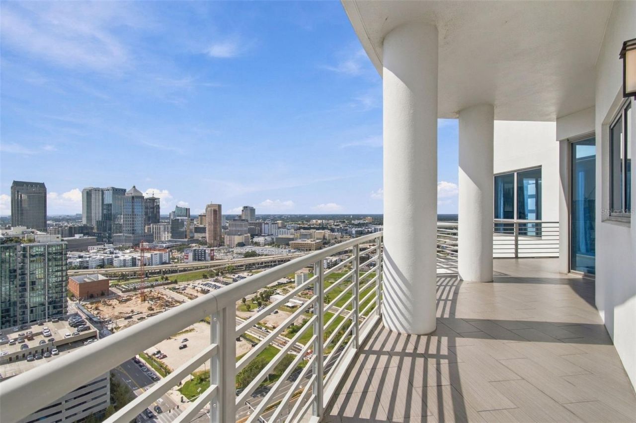 1209 E Cumberland Avenue, Unit 2901, Tampa, FL 33602 Photo