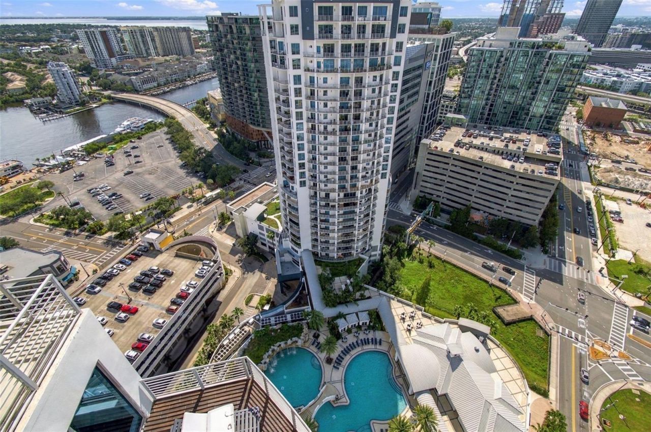 1209 E Cumberland Avenue, Unit 2901, Tampa, FL 33602 Photo