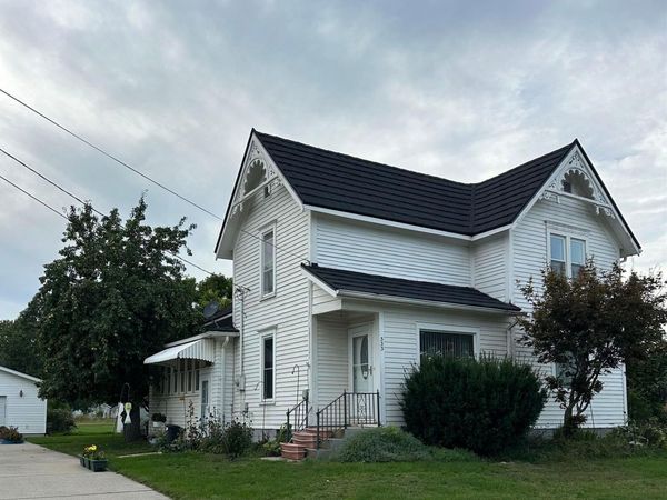 333 Chippewa N, Shepherd, MI 48838