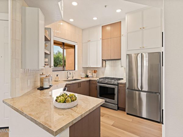 7027 N SCOTTSDALE Road, Unit 233, Scottsdale, AZ 85253