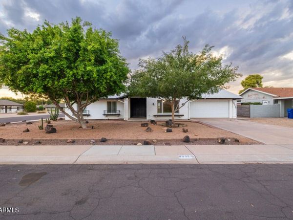 8334 N 57TH Drive, Glendale, AZ 85302
