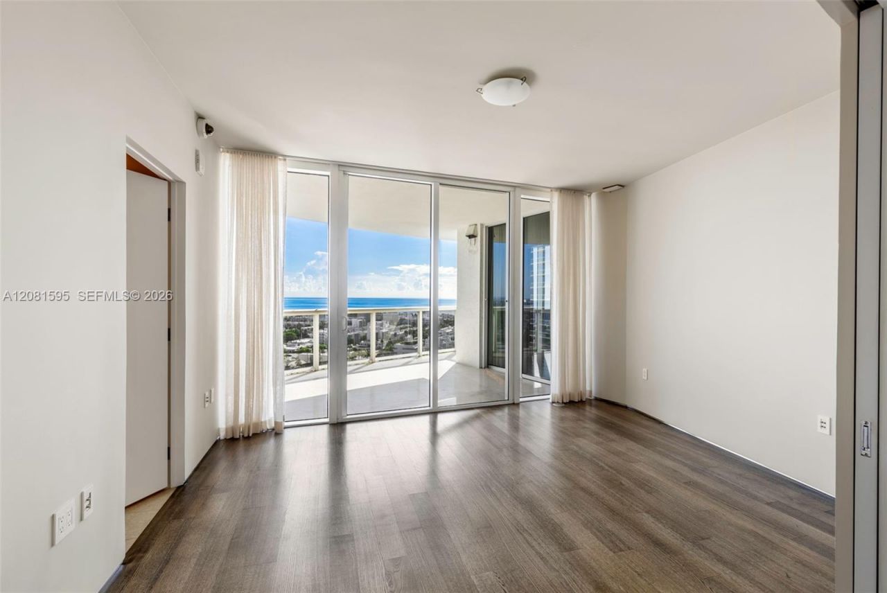 400 Alton Rd , Unit 2101, Miami Beach, FL 33139 Photo