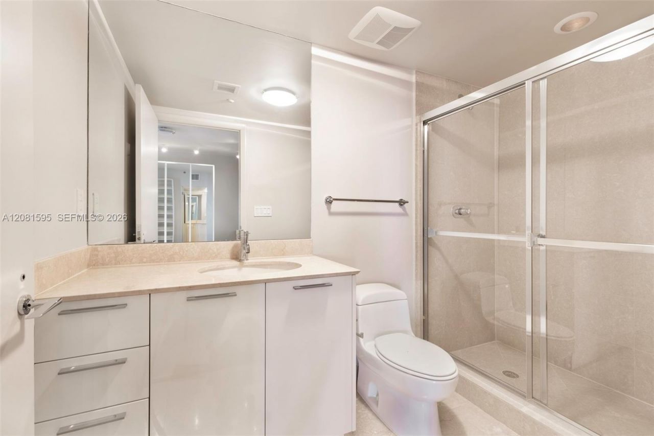 400 Alton Rd , Unit 2101, Miami Beach, FL 33139 Photo