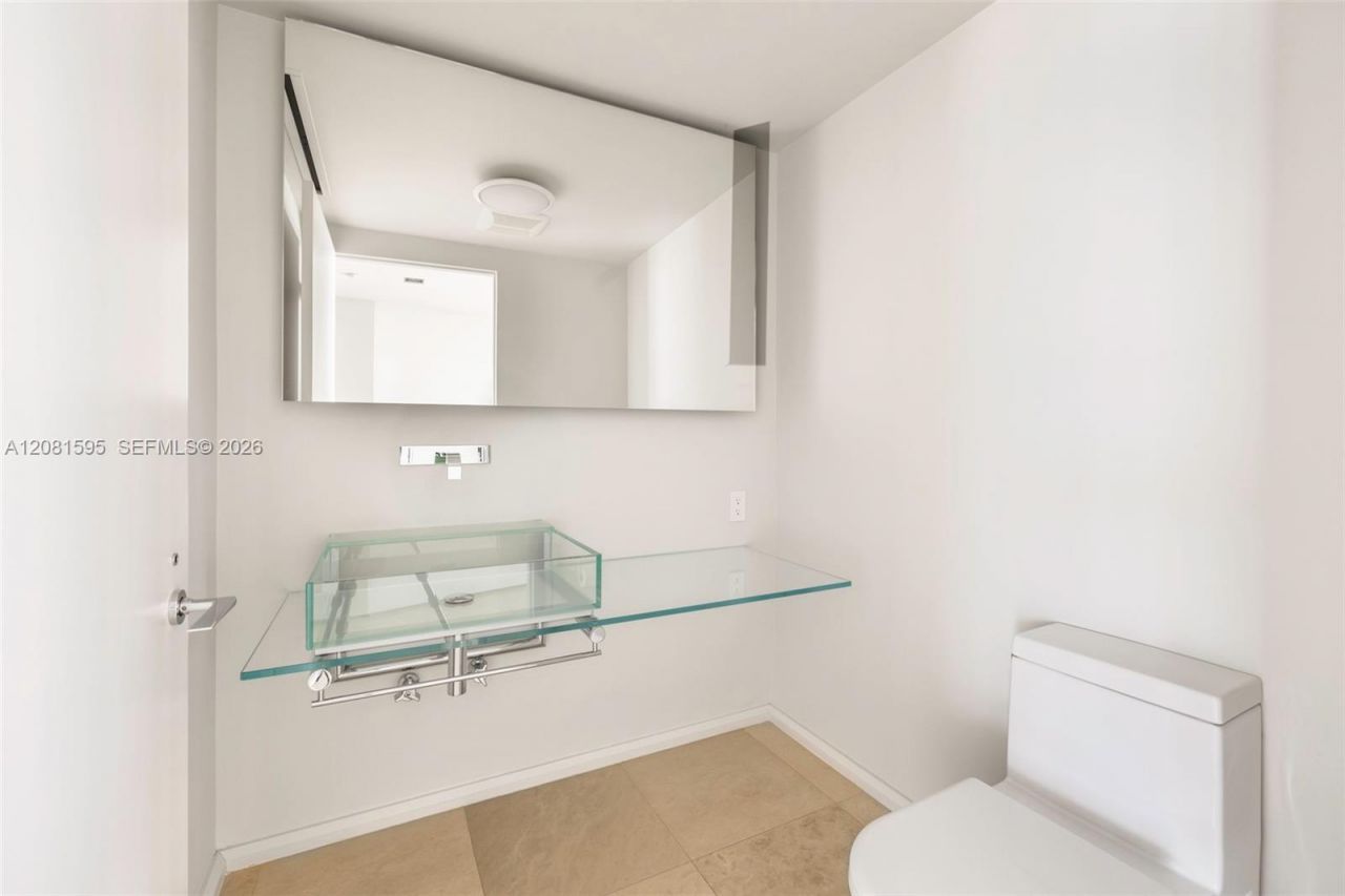 400 Alton Rd , Unit 2101, Miami Beach, FL 33139 Photo