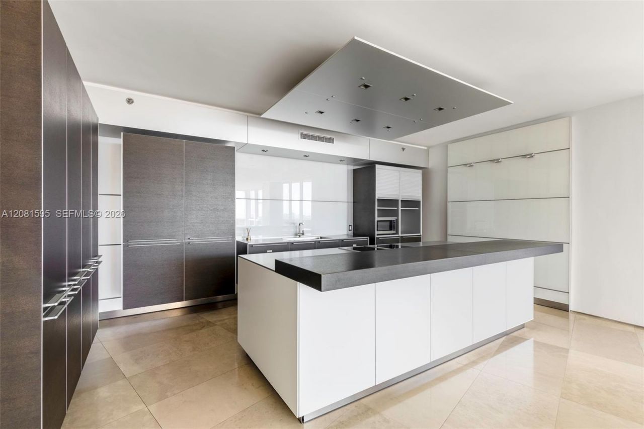 400 Alton Rd , Unit 2101, Miami Beach, FL 33139 Photo