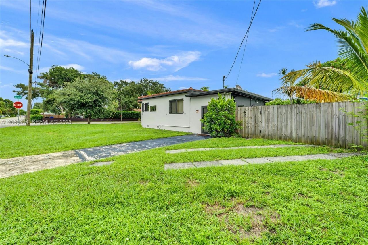 1224 N 26th Ave, Hollywood, FL 33020 Photo